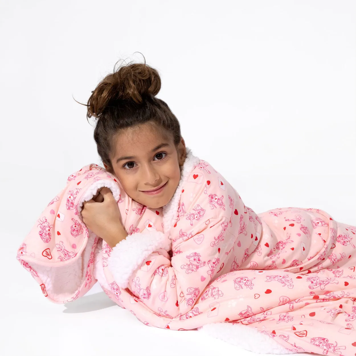 Bellabu Bear Kids Sherpa Robe - PAW Patrol Valentine's Pink