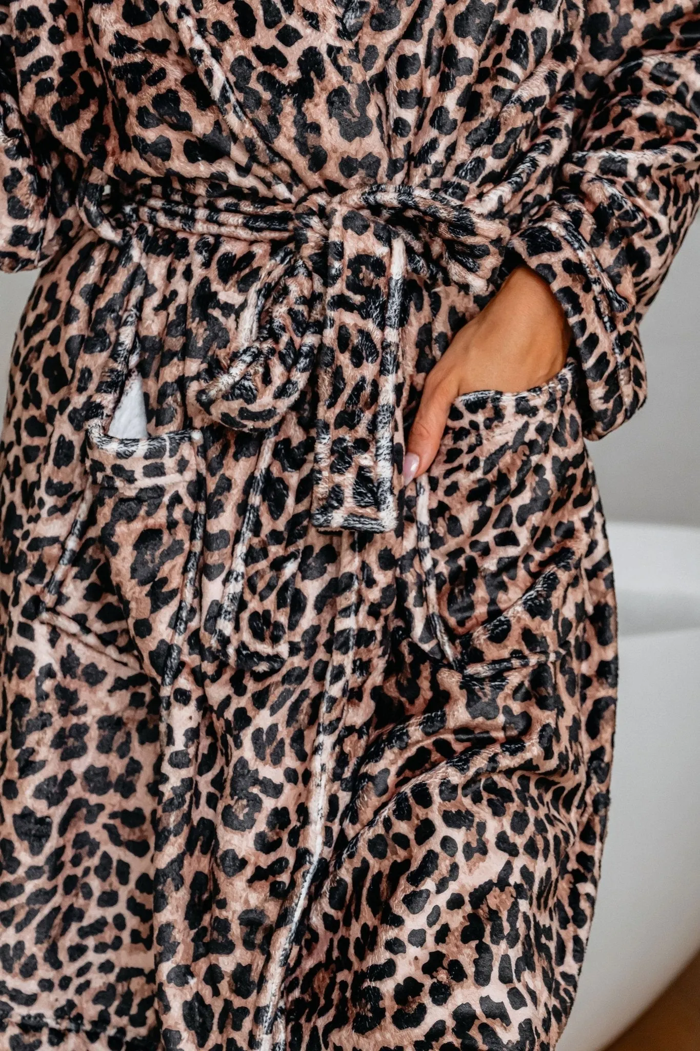 Cozy Soft Tan Leopard Print Robe