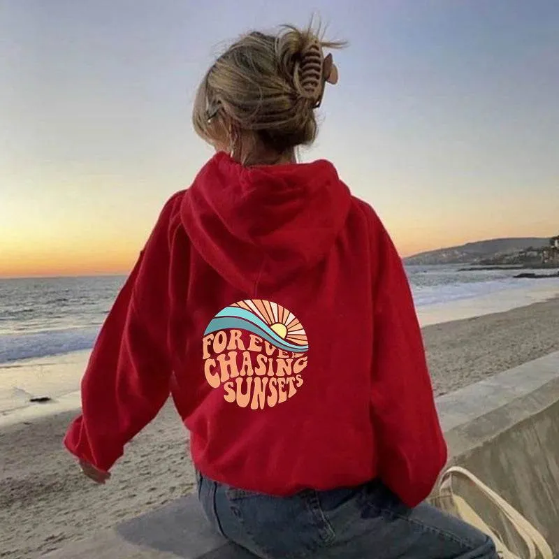 Glow Chic's Fleece-Lined Sunset Print Hoodie with Kangaroo Pocket – Cozy Drawstring Style