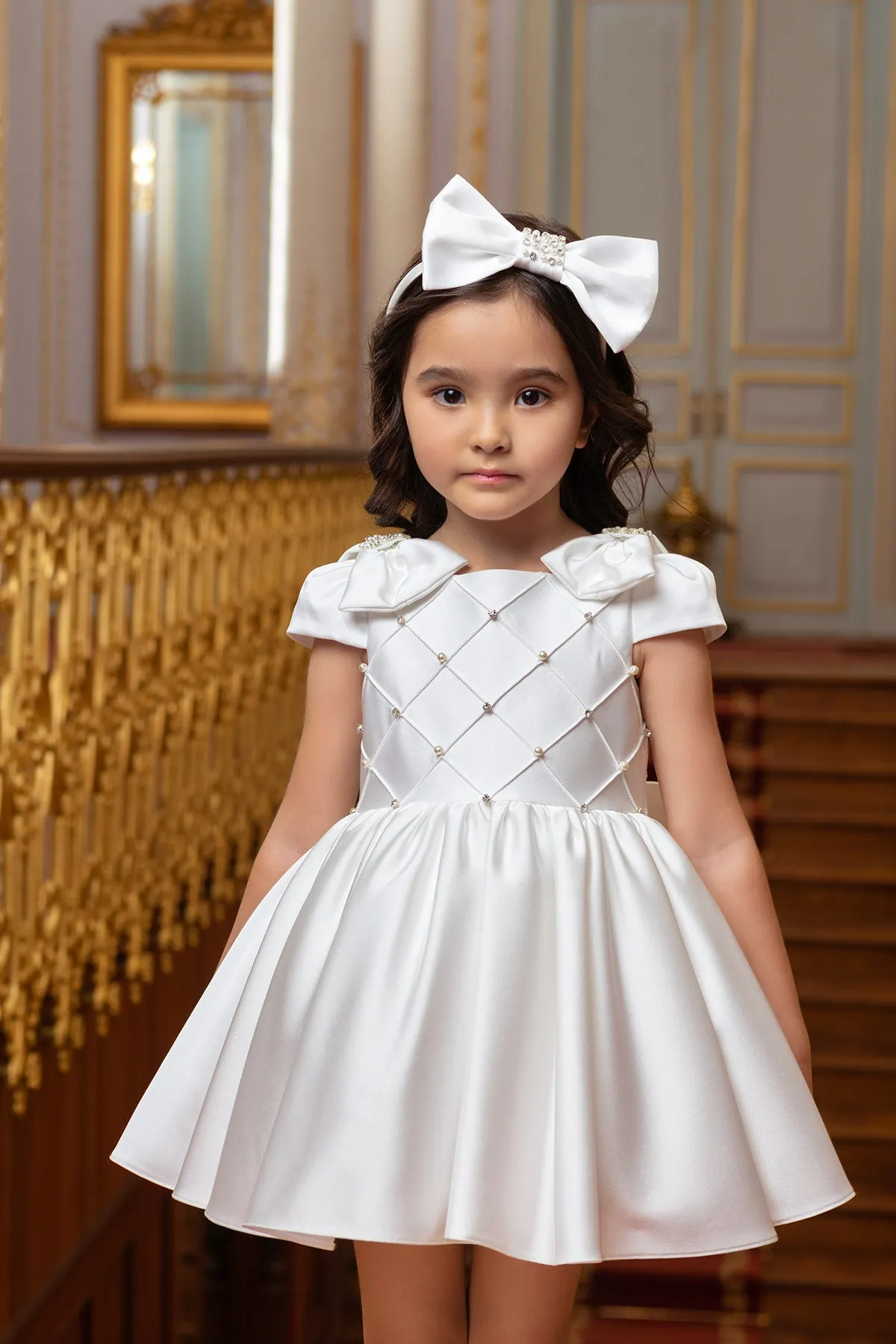 Lady of Norway Girls Formal Dress