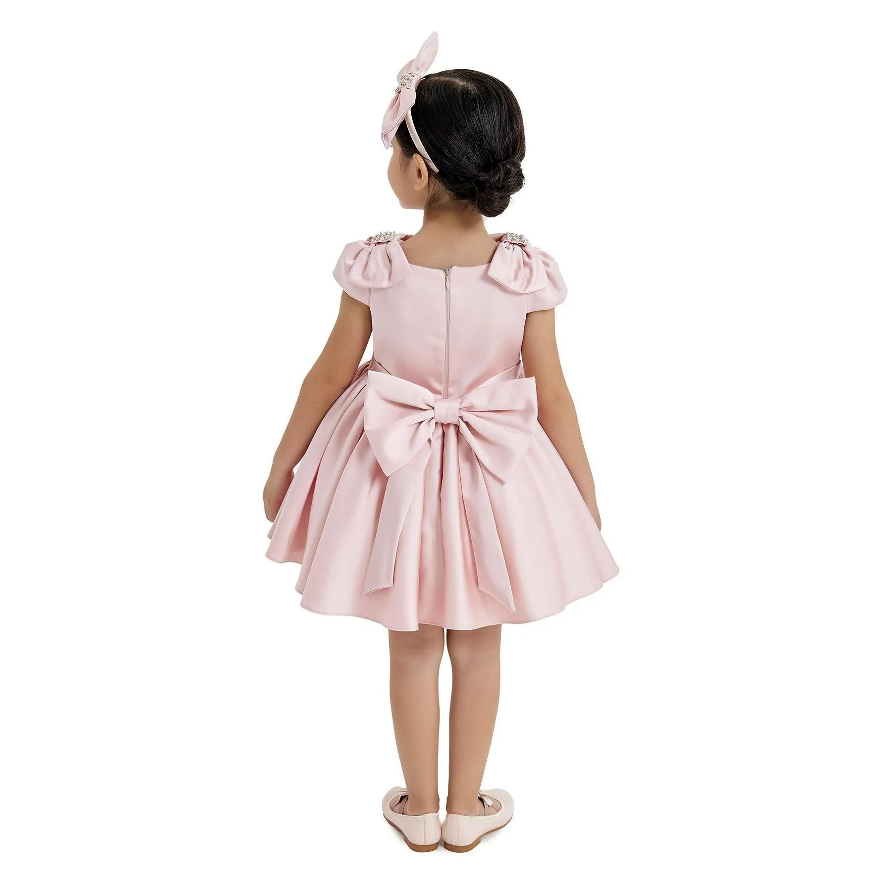 Lady of Norway Girls Formal Dress