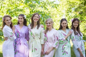 Mismatched Climbing Vines Patterned Bridesmaids Robes in Soft Tones