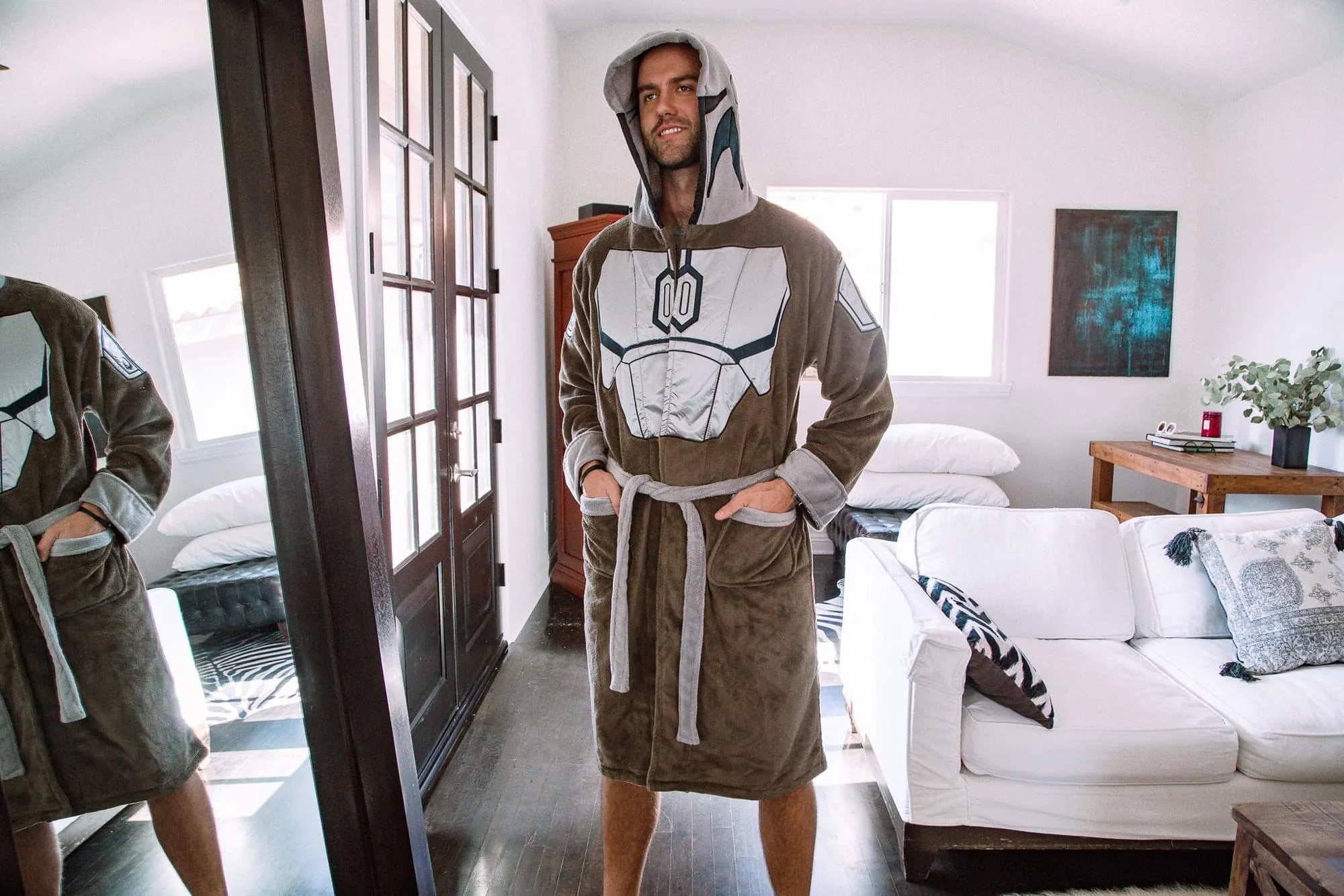 Star Wars: The Mandalorian Bounty Hunter Bathrobe for Adults